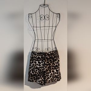 NY&C, New York and Company cute leopard pin-up (pin up) shorts. Size 14
